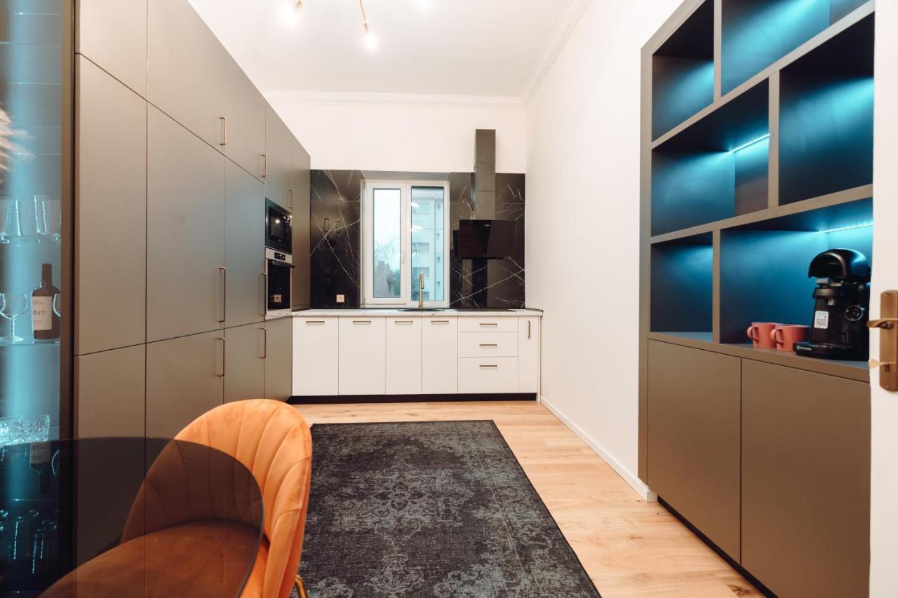 Fabulous And Fancy City Center Designer Apartment Cluj-Napoca Exterior foto